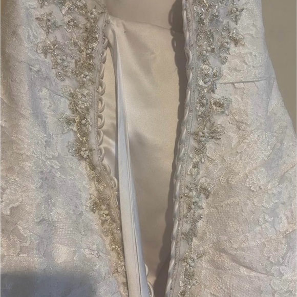 David’s bridal wedding dress - Picture 7 of 8